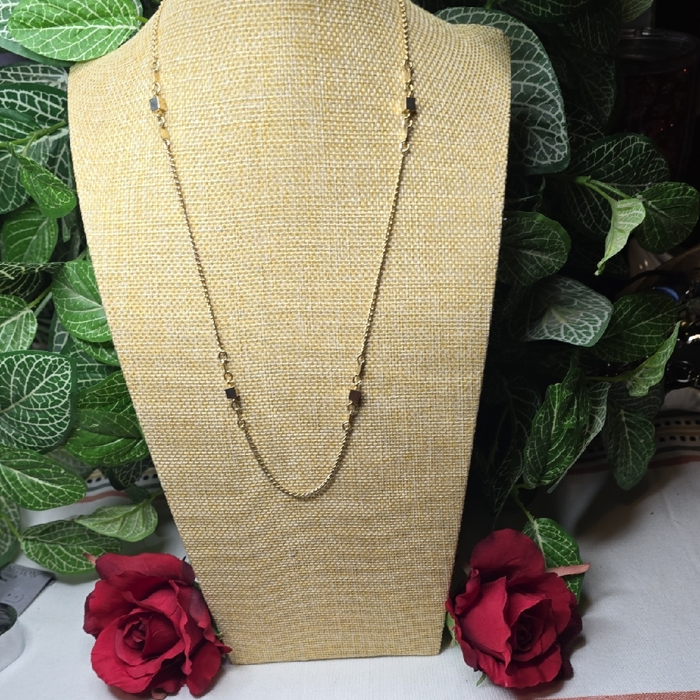 Celebrity 22" Gold-tone Station Necklace, Vintage